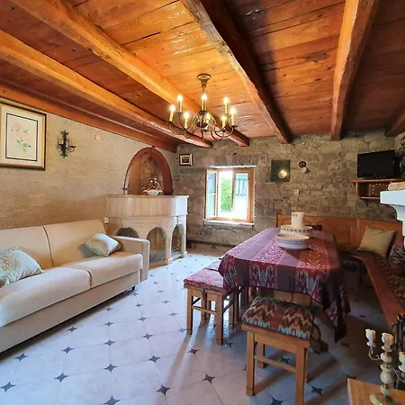 Casa Prodan * Buzet